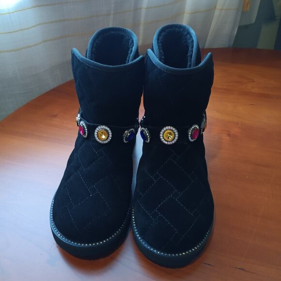 NWT Kids Kurt Geiger Suede Quilted and Jeweled Mini Orson Bootie - Picture 7 of 10